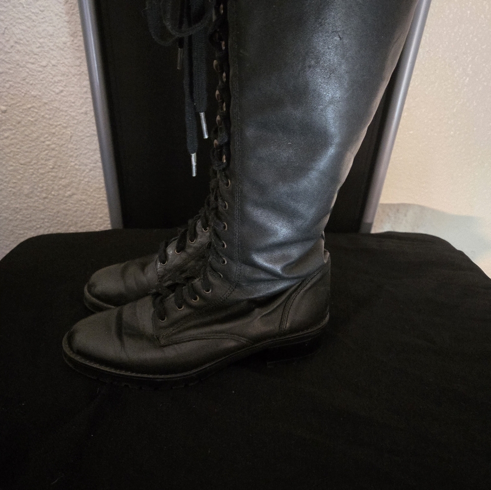 Aldo Boots. Black - Picture 3 of 5